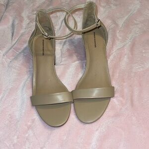 Womens Amazon essential heels